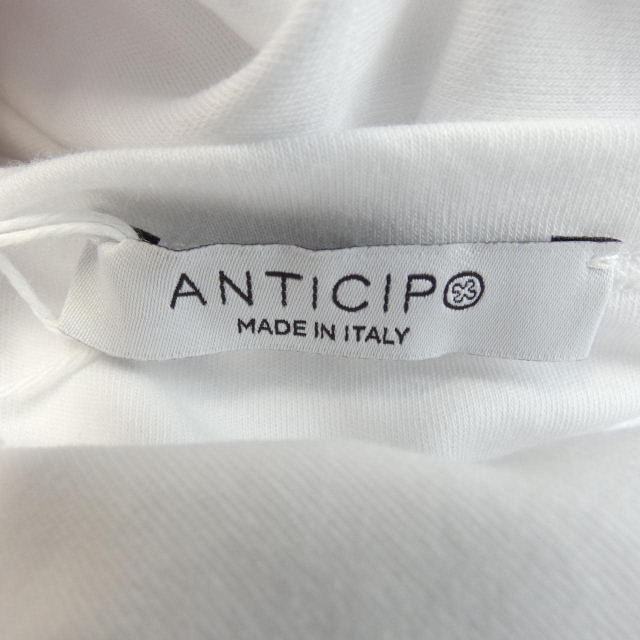 アンティーチポ ANTICIPO Tシャツ