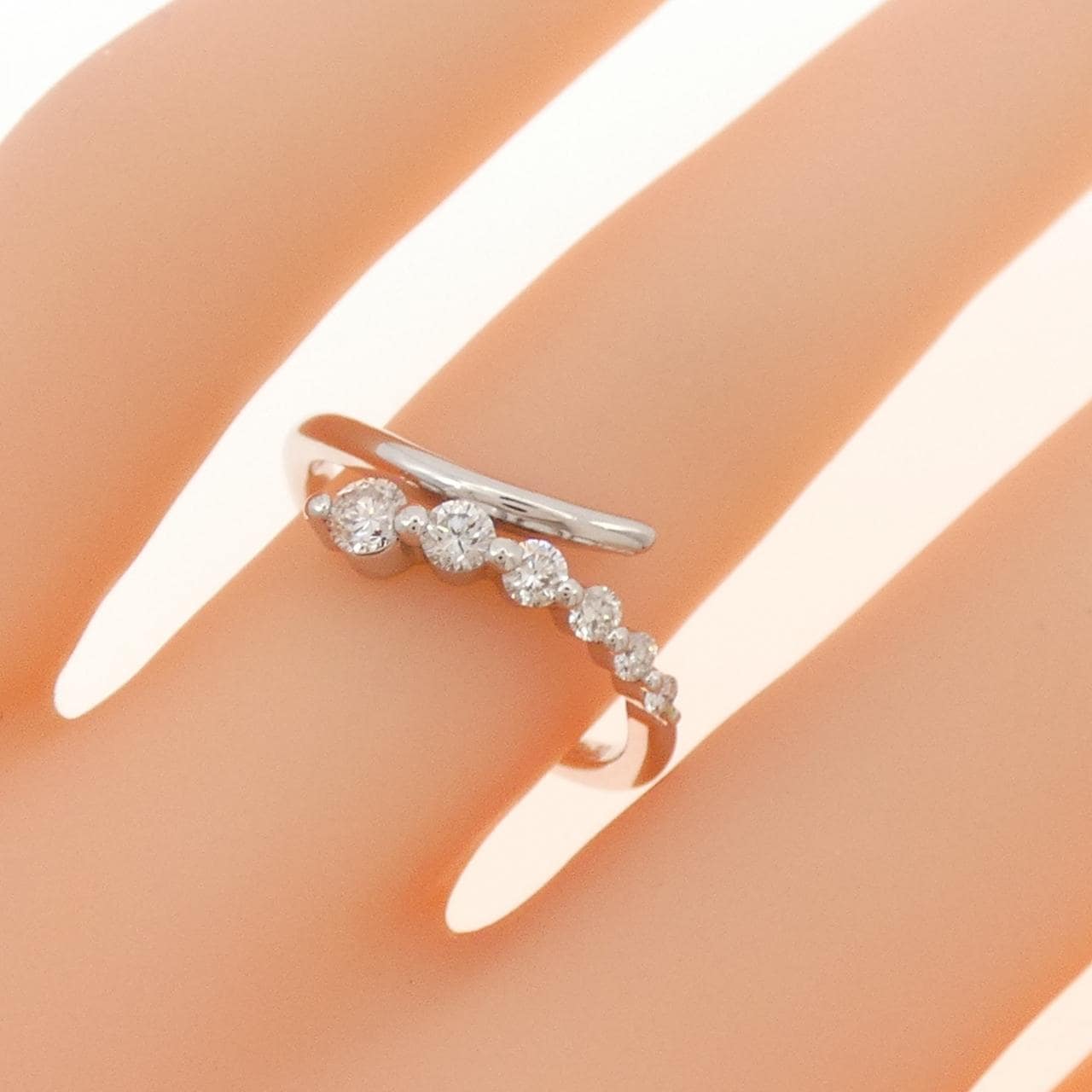 K18WG ダイヤモンド リング 0.30CT