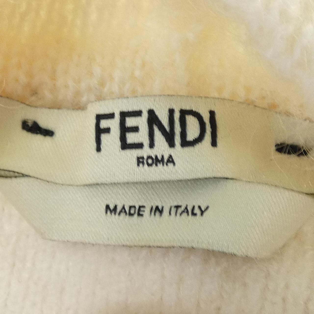 フェンディ FENDI FZC838 EEH カーディガン