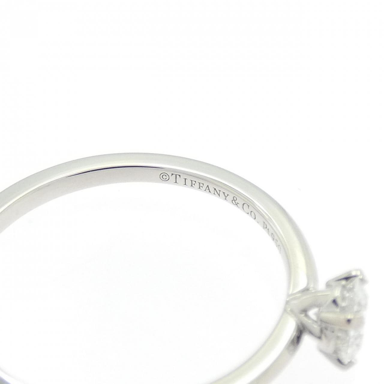 ティファニー トゥルー リング 0.25CT
