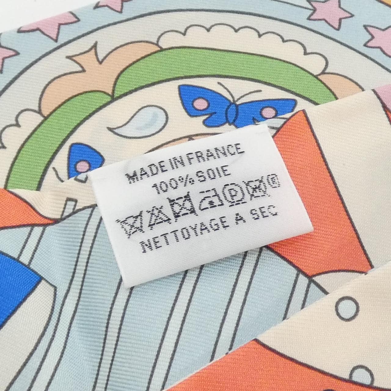 エルメス LES MURMURES DE LA FORET ツイリー 063005S スカーフ