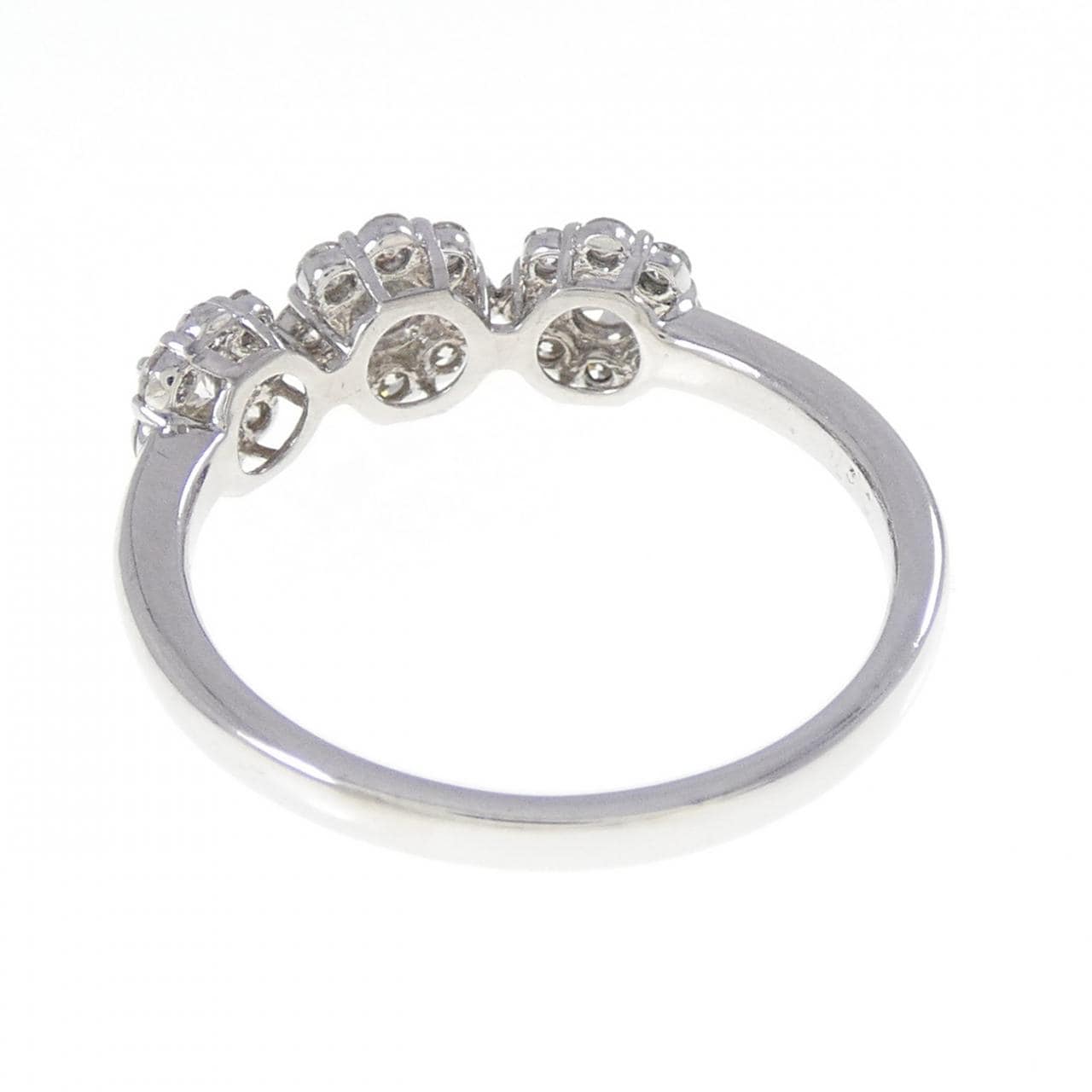 PT900 フラワー ダイヤモンド リング 0.67CT