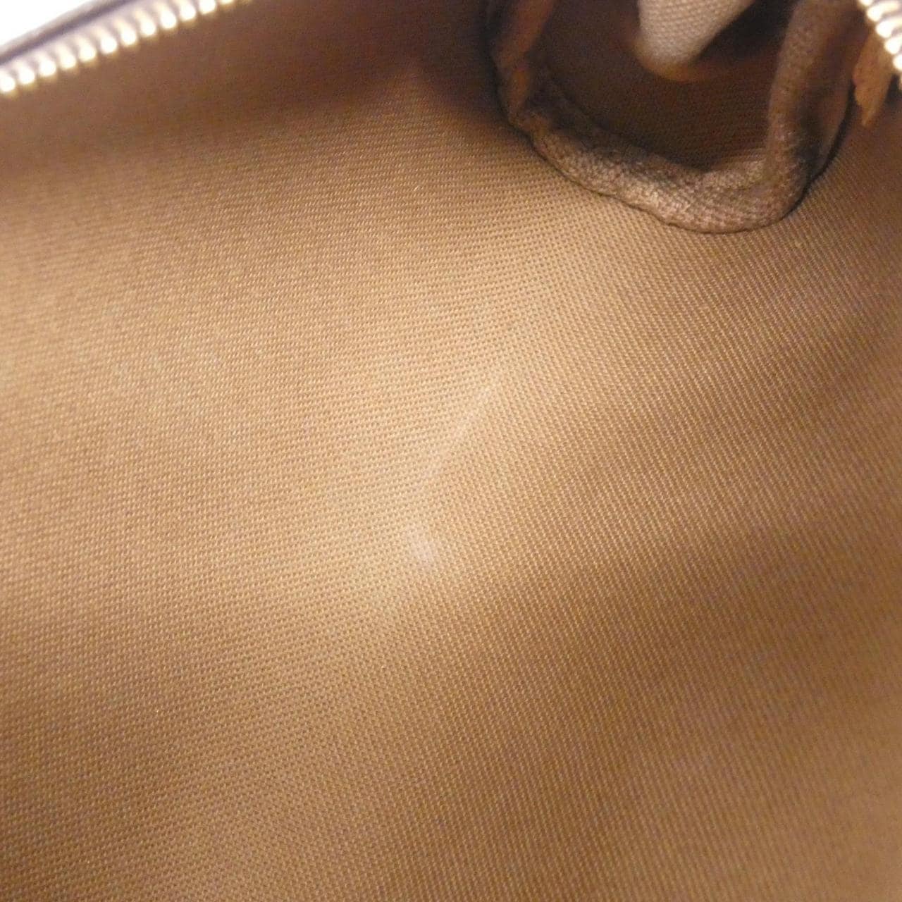 ルイヴィトン モノグラム エヴァ M95567 ショルダーバッグ