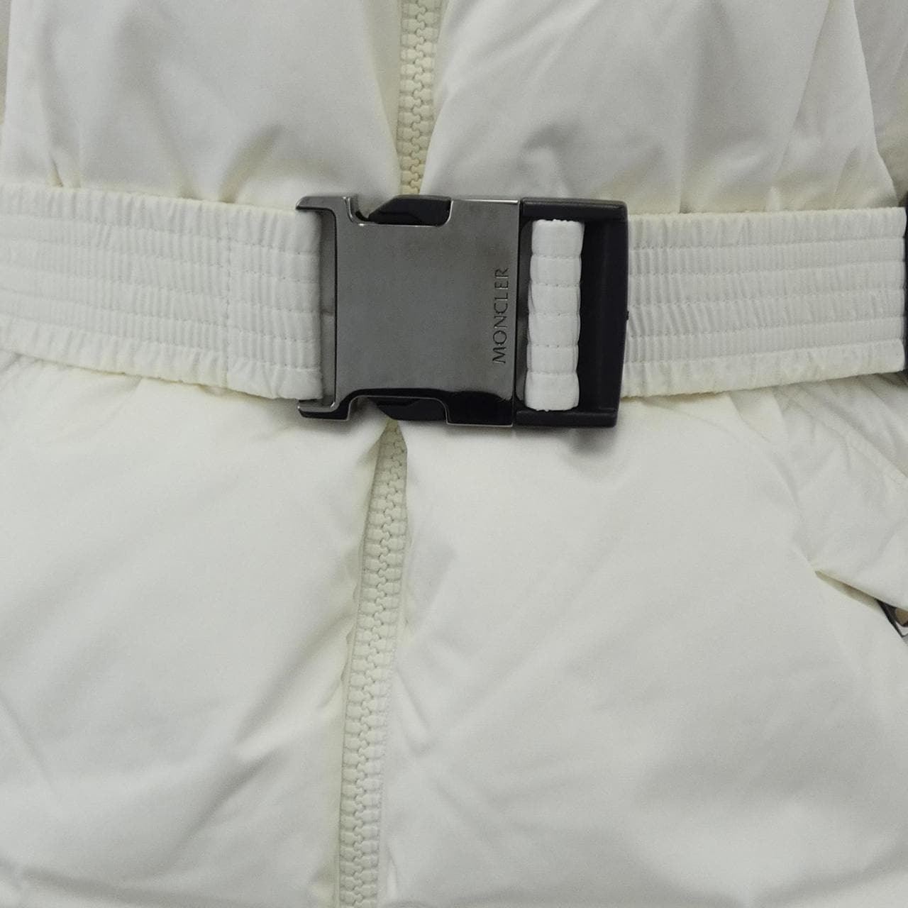 モンクレール MONCLER ALOES ダウンジャケット