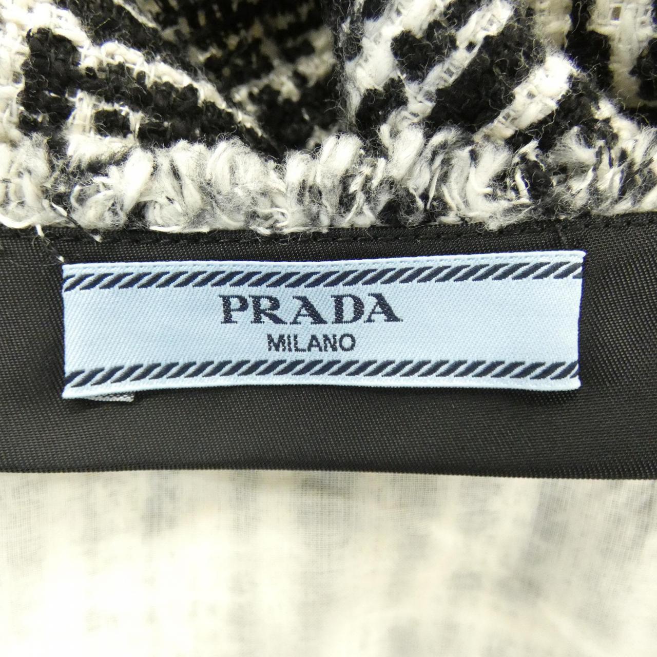 プラダ PRADA トライアングルロゴ P164T S221 10FV スカート