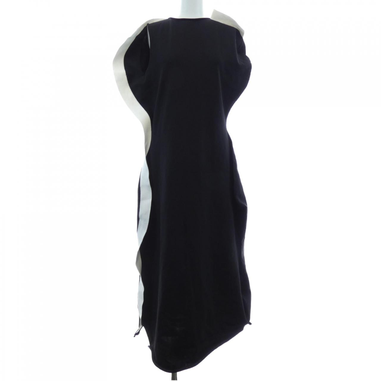 イッセイミヤケ ISSEY MIYAKE IM31KH758 ワンピース