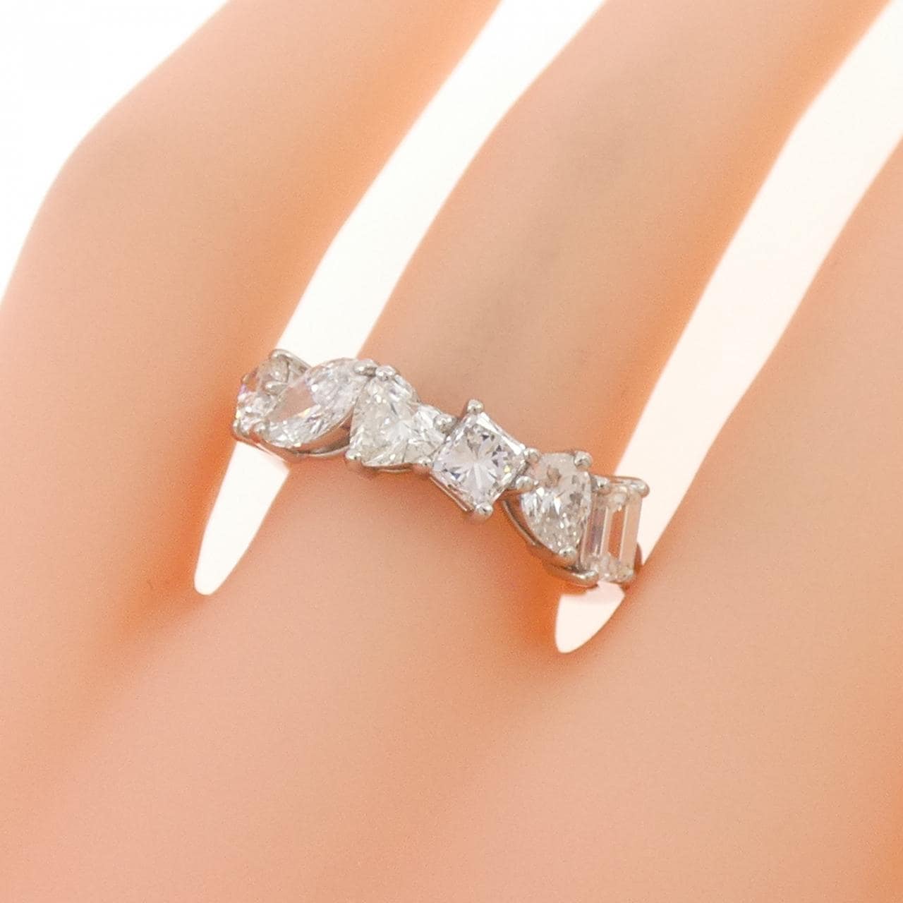 【新品】PT900 ダイヤモンド リング 1.568CT