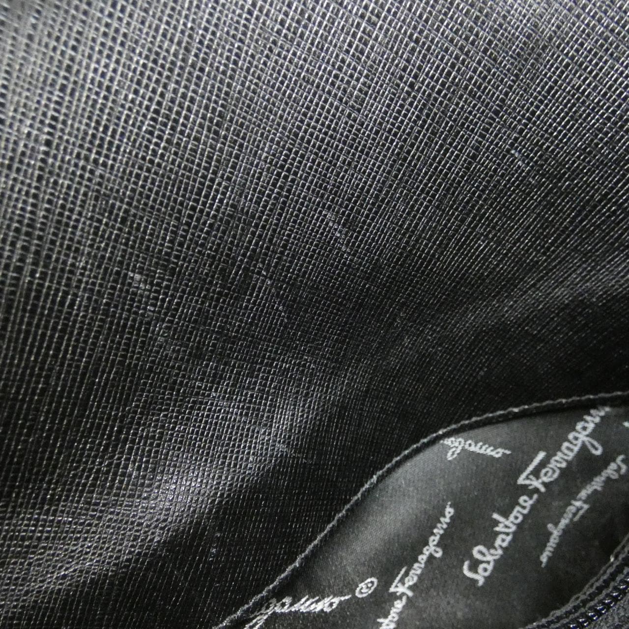 サルヴァトーレフェラガモ 21 4835 ショルダーバッグ