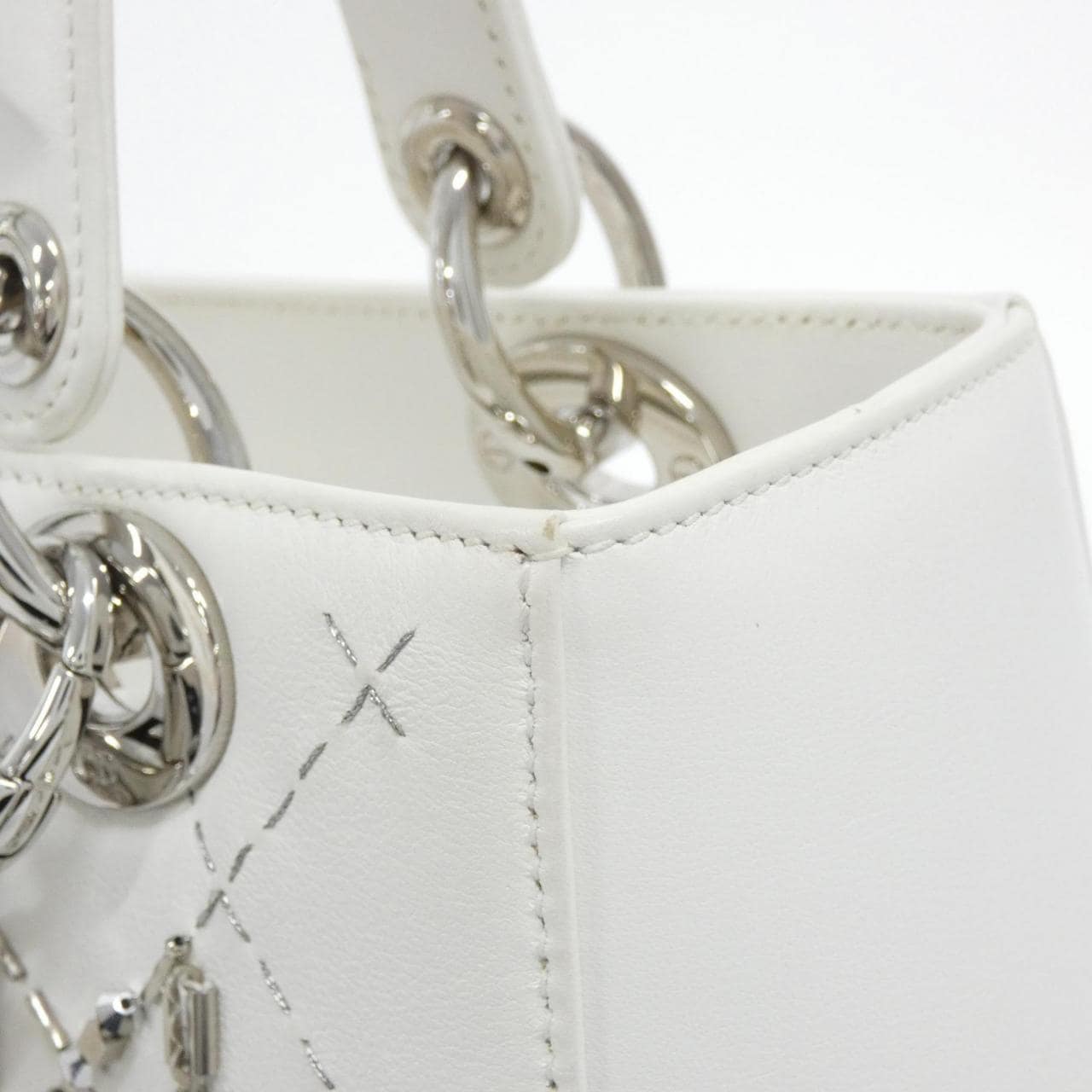 クリスチャンディオール レディ ディオール ミディアム M0550PRPS バッグ