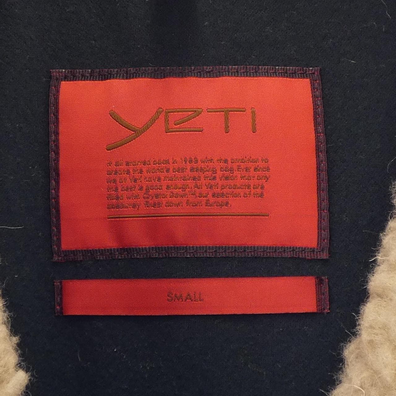 YETI ブルゾン