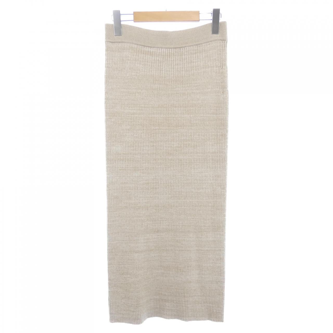 ボス BOSS スカート