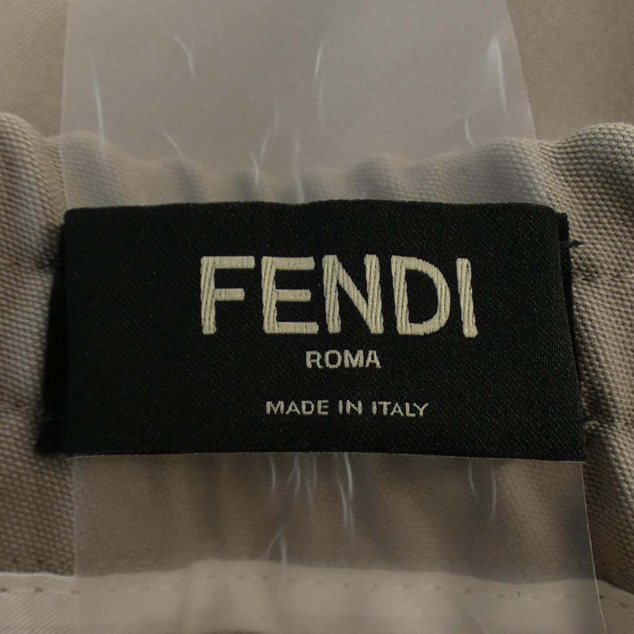 フェンディ FENDI パンツ