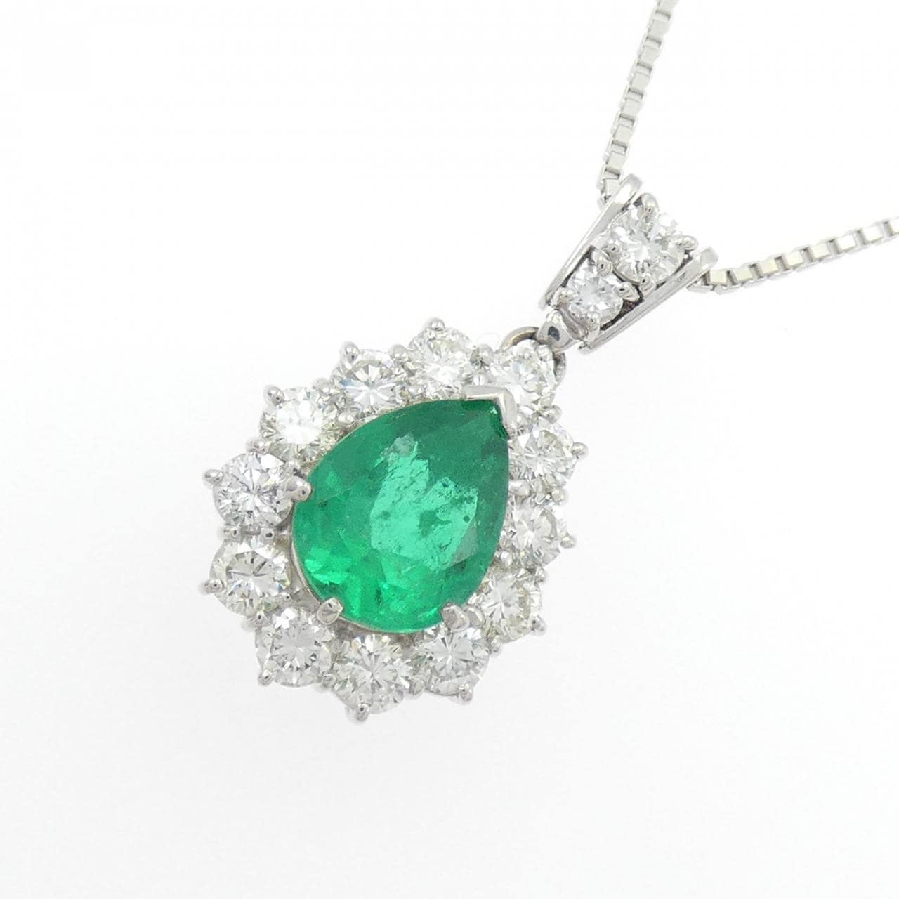 PT900/PT850 エメラルド ネックレス 1.85CT