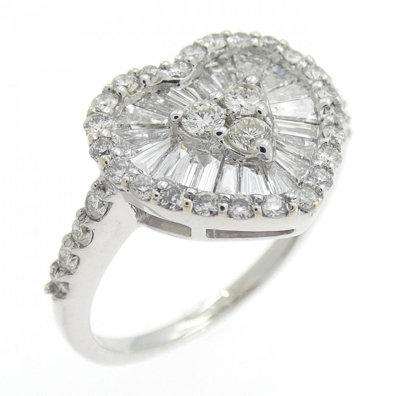 K18WG ハート ダイヤモンド リング 1.00CT