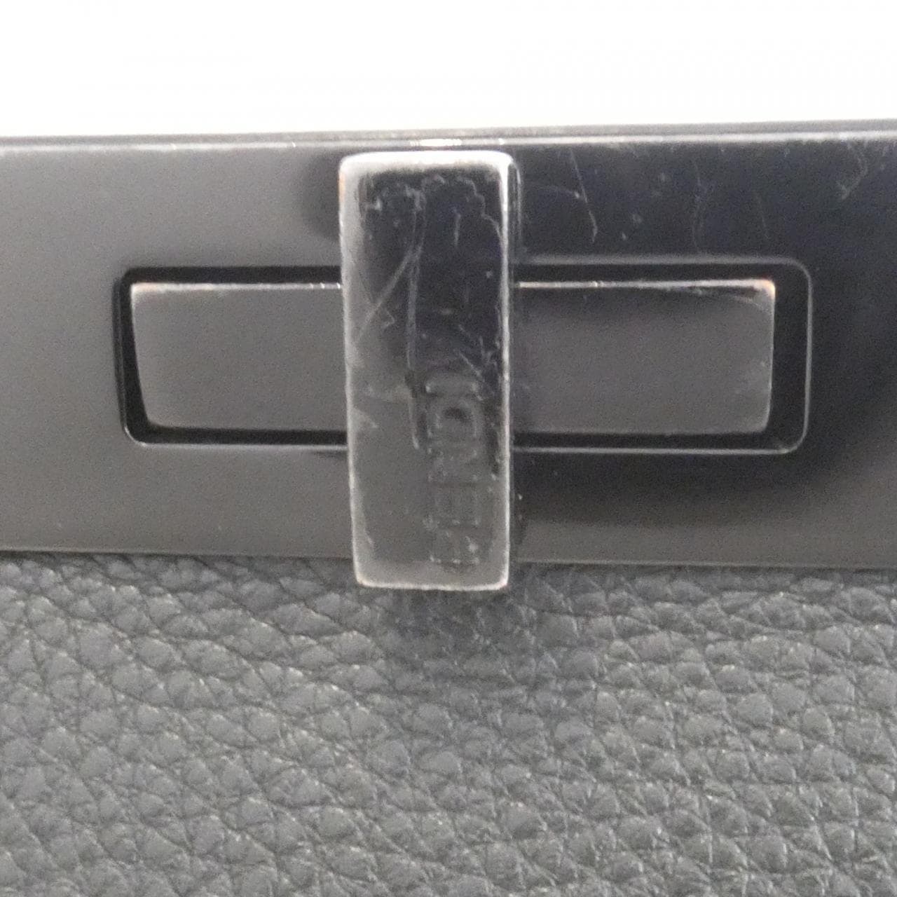 フェンディ ピーカブー アイ シー ユー ミディアム 7VA529 AFC3 バッグ