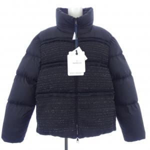 モンクレール MONCLER ダウンジャケット