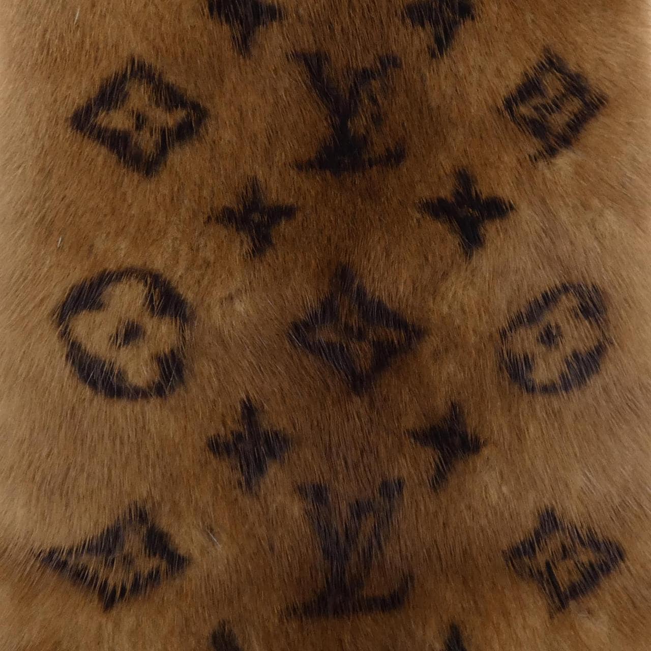 ルイヴィトン LOUIS VUITTON エシャルプ モノグラミンク M78744 MUFFLER
