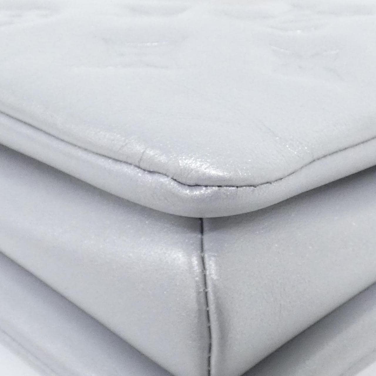 ルイヴィトン クッサン(モノグラム) クッサン PM M21769 ショルダーバッグ