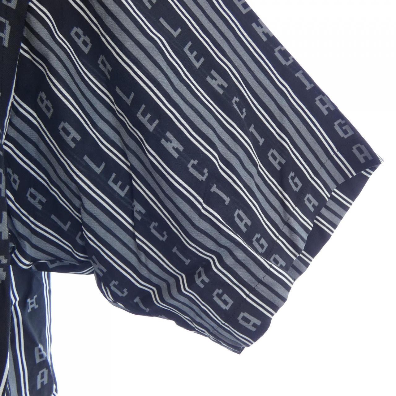 バレンシアガ BALENCIAGA 647354 TKL32 S／Sシャツ