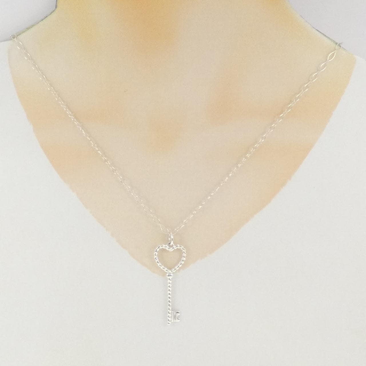 ティファニー ハート ツイスト キー ネックレス