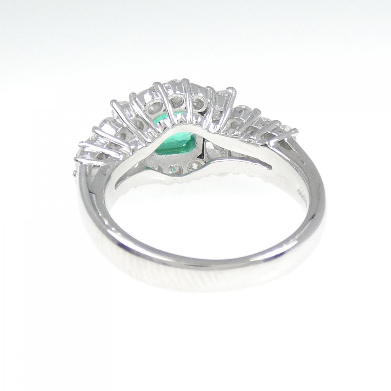 PT エメラルド リング 0.86CT