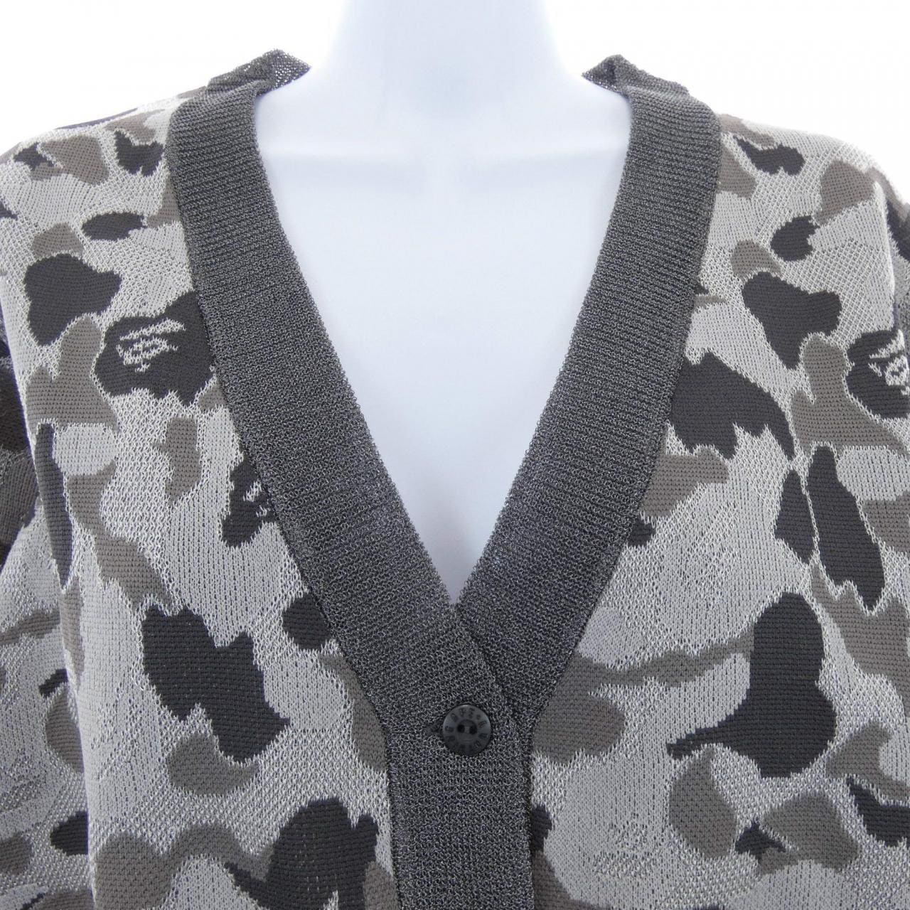 Abessing A BATHING APE开襟衫