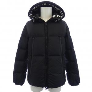 モンクレール MONCLER ダウンジャケット