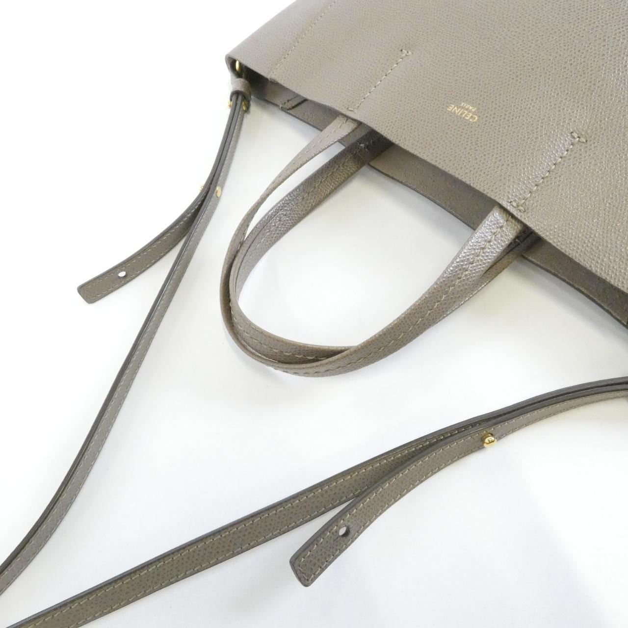 セリーヌ バーティカル カバ スモール 189813XBA バッグ