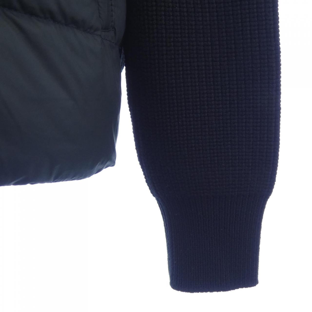 モンクレール MONCLER 20919B00032 ダウンジャケット