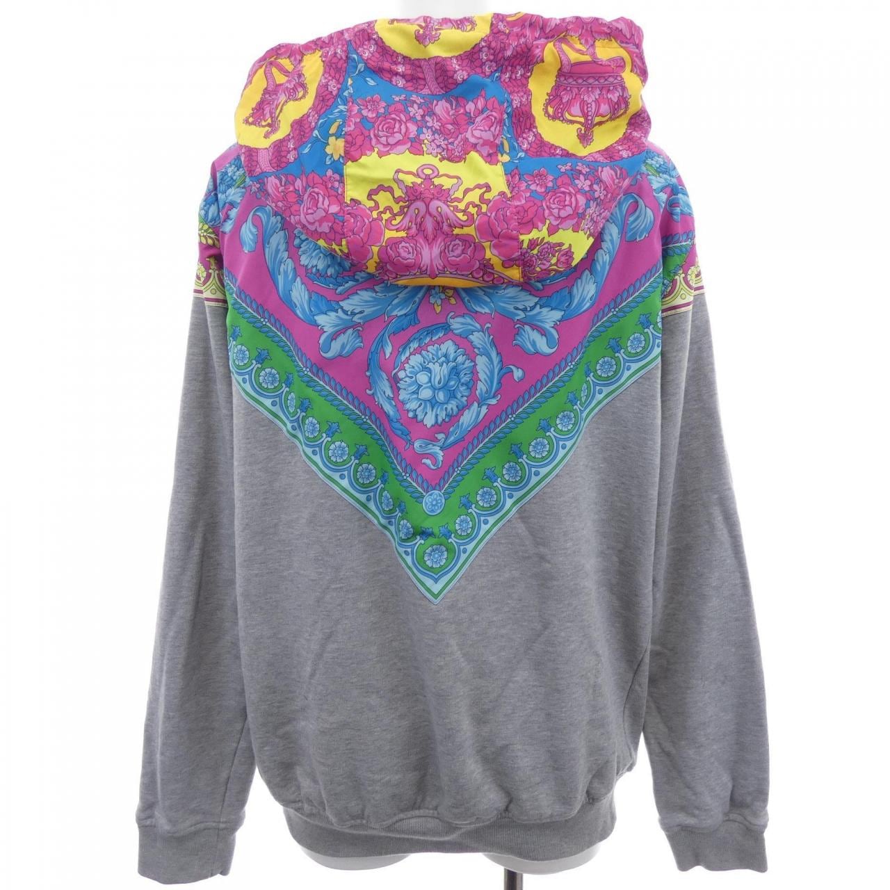 ヴェルサーチェ VERSACE A83088 パーカー