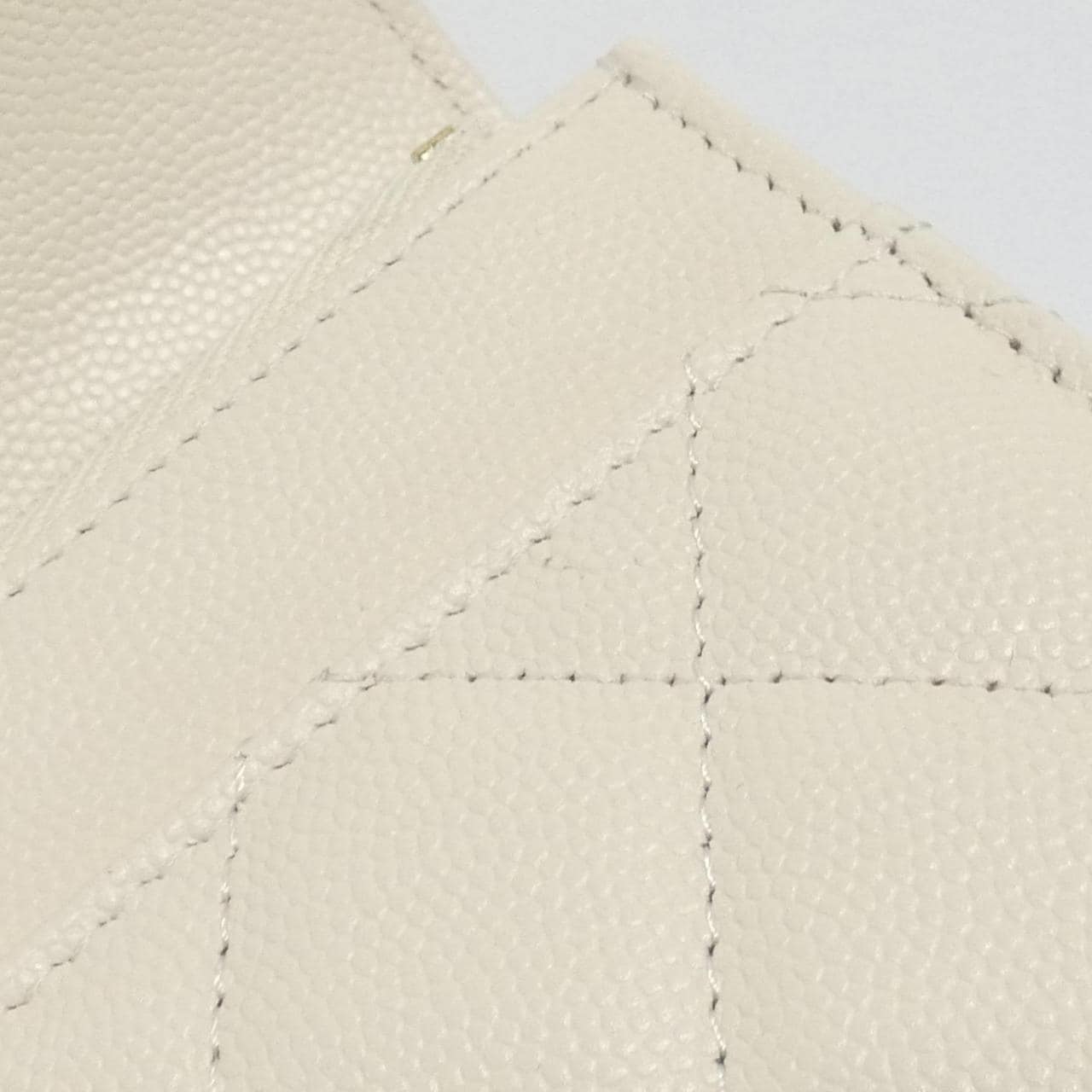 シャネル AP4401 チェーンウォレット