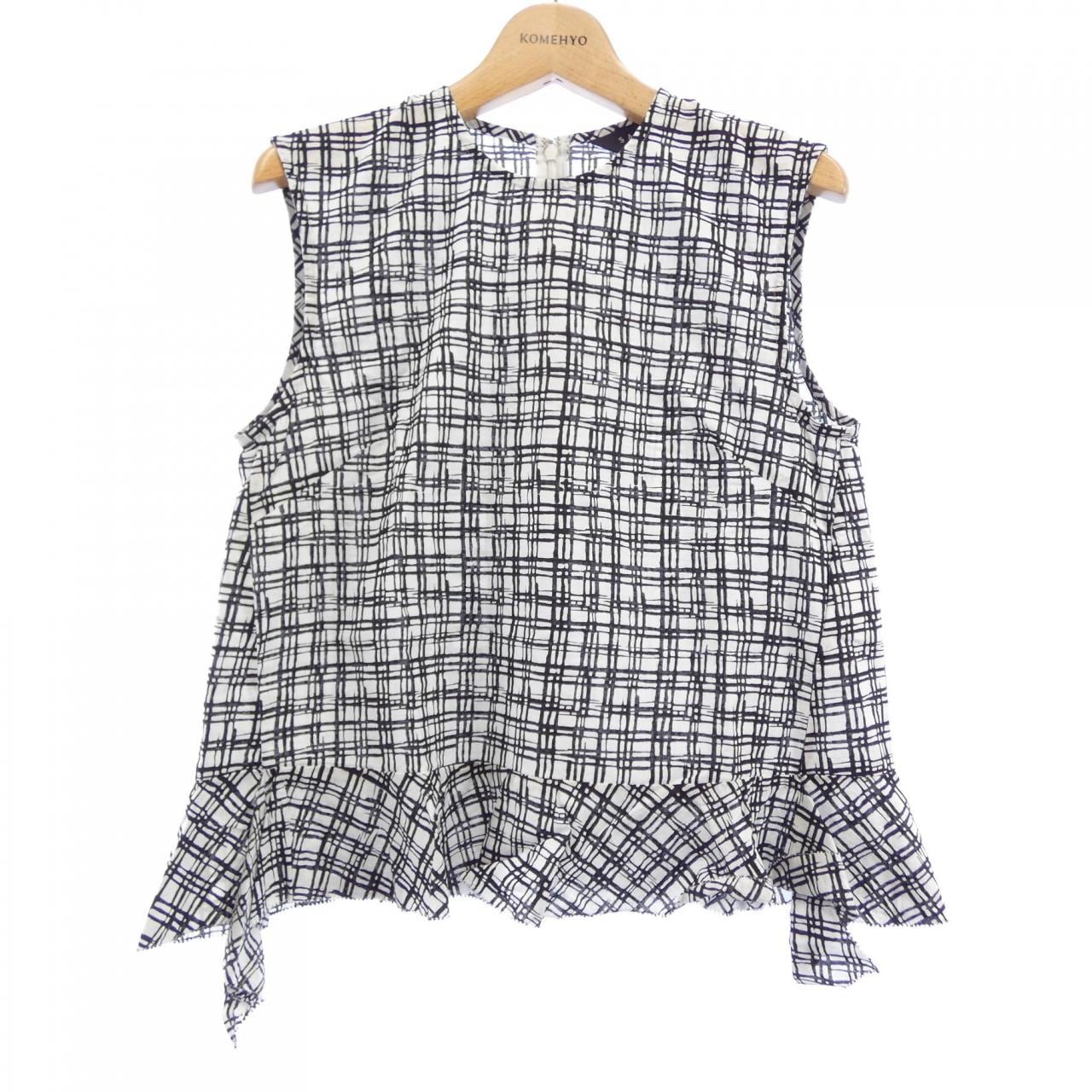 サクラ SACRA トップス