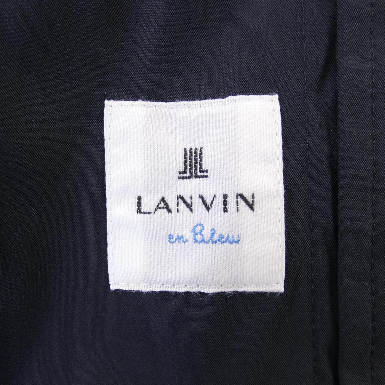 LANVIN on blue LANVIN en Bleu coat