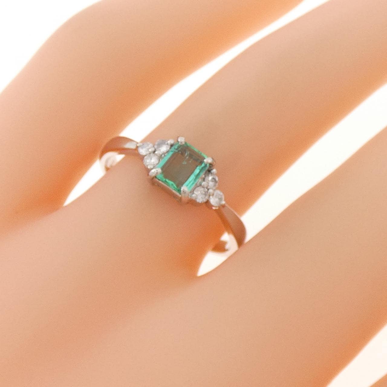 PT900 エメラルド リング 0.53CT