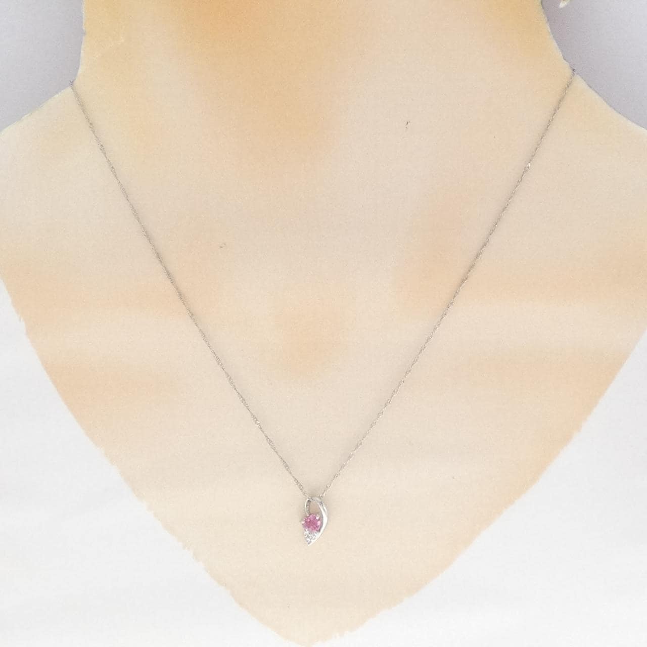PT900/PT850 ハート トルマリン ネックレス