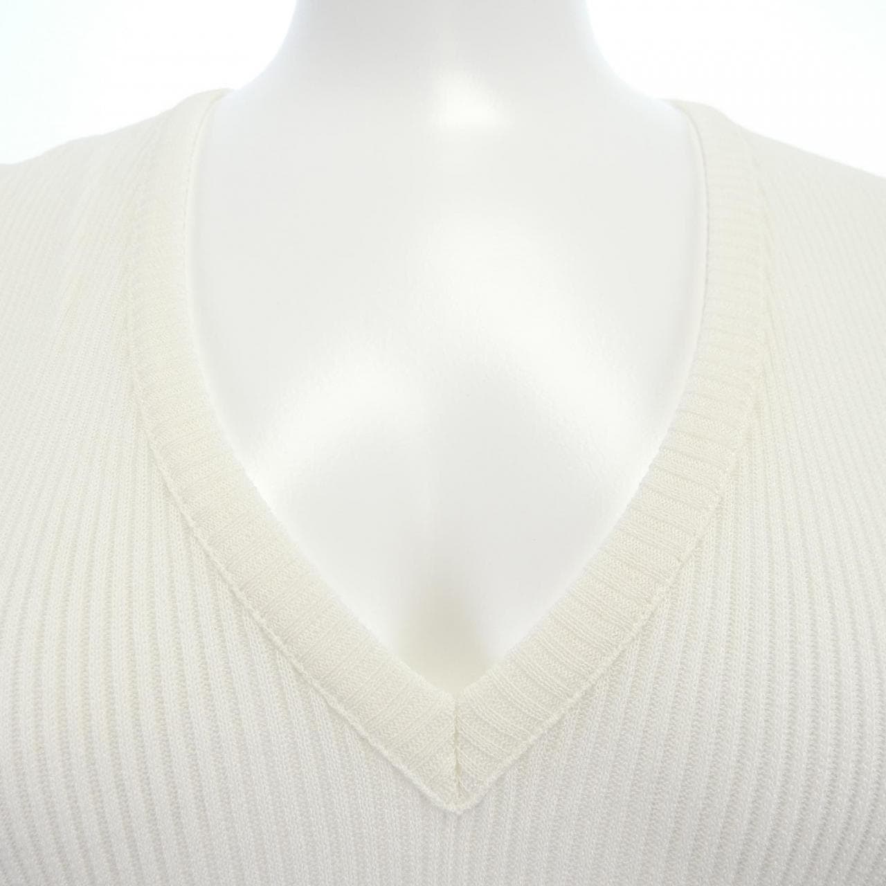 シャネル CHANEL P53358V34353 トップス