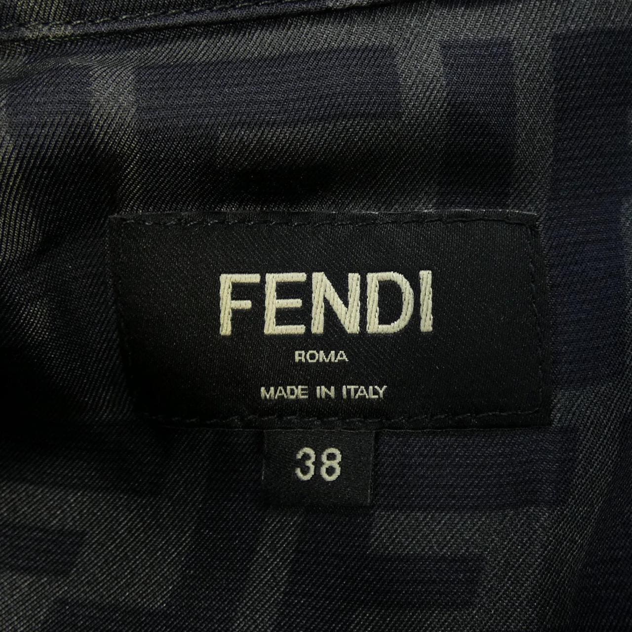 フェンディ FENDI FS0585 AKEE シャツ