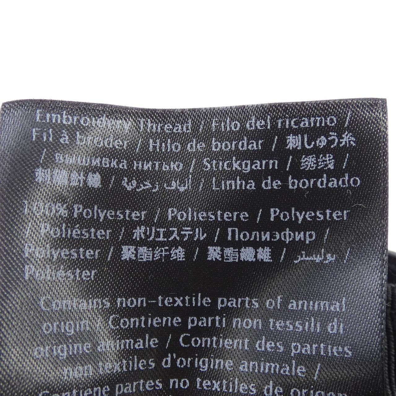 ヴァレンティノ VALENTINO キャップ