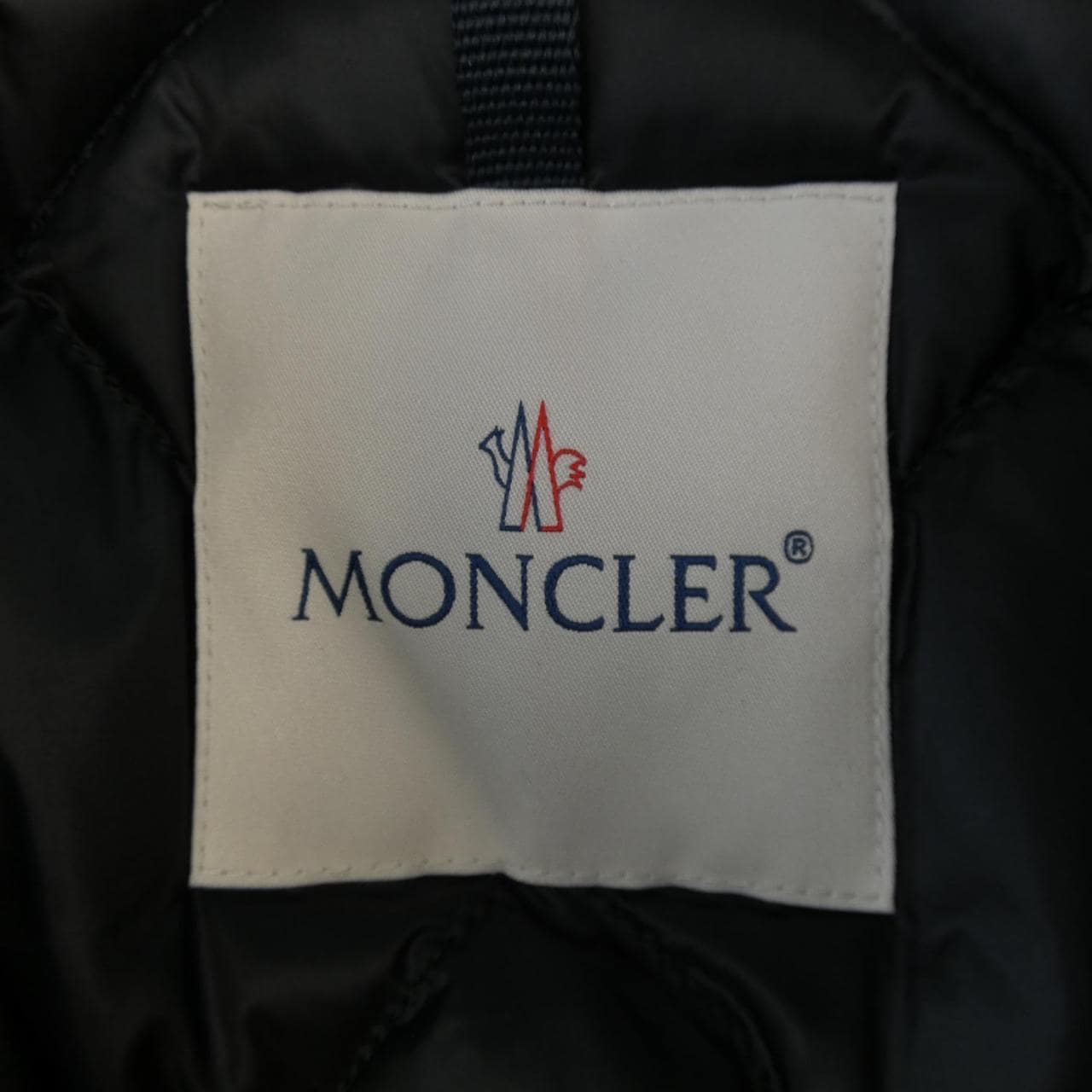 MONCLER蒙克勒羽绒服