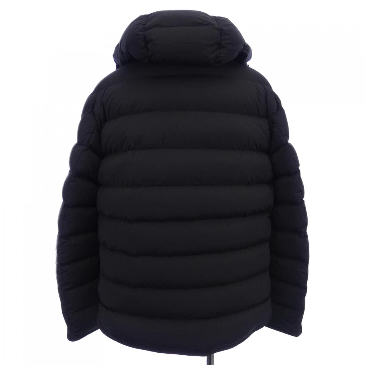 モンクレール MONCLER ダウンジャケット