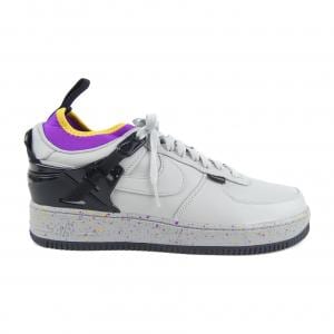 ナイキ NIKE スニーカー