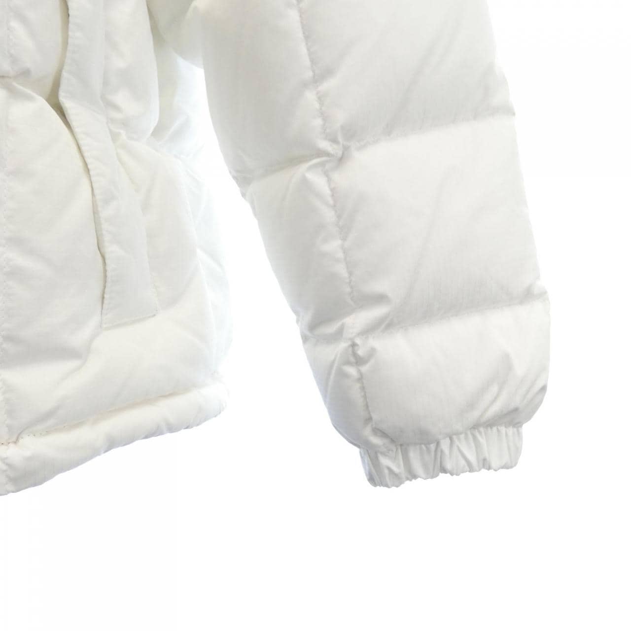 ルイヴィトン LOUIS VUITTON モノグラムアクセントピロウパファ FMOW17E54 ダウンジャケット