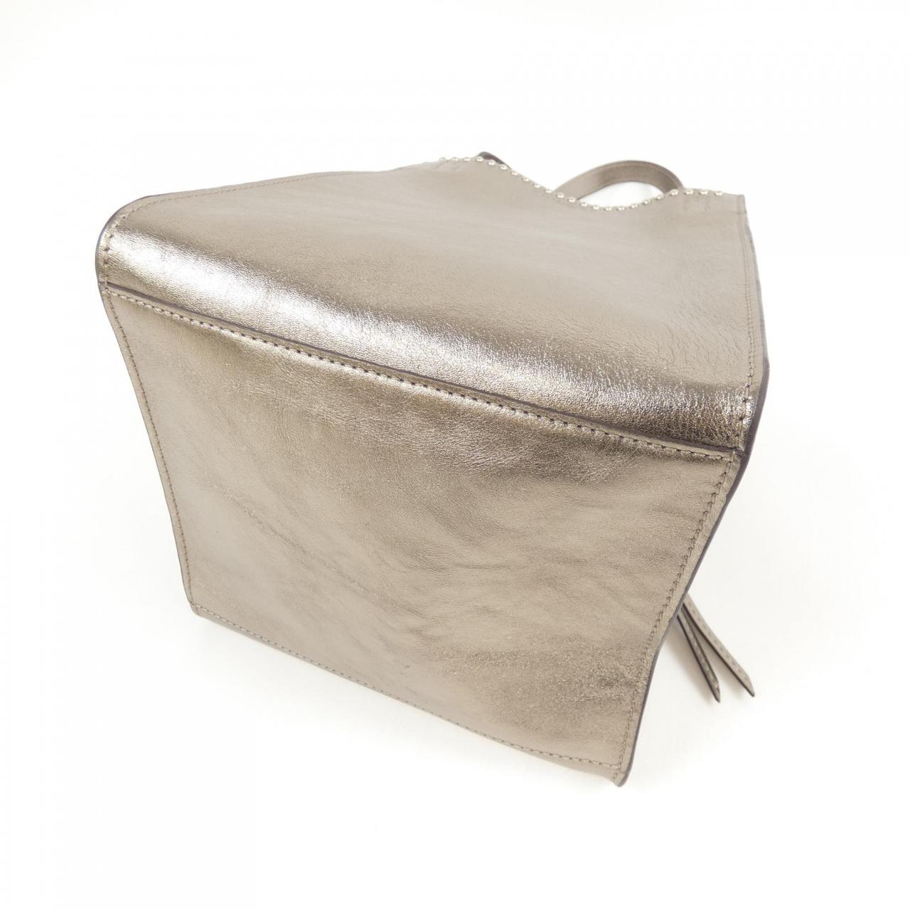 ジェイアンドエムデヴィッドソン J&M DAVIDSON BELLE WITH STUDS BAG