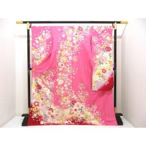 振袖　友禅金彩加工　刺繍入り　ボカシ染