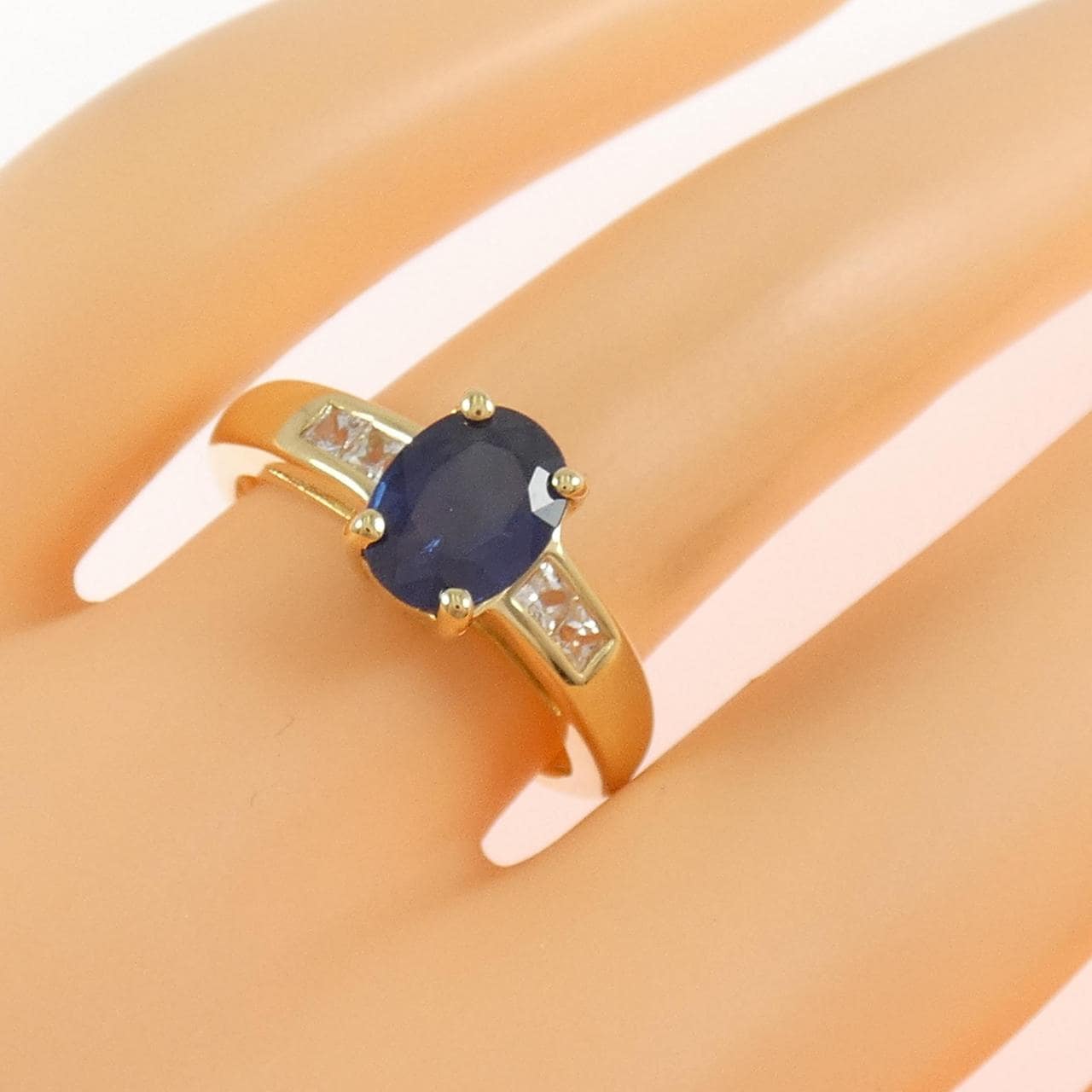 18KYG サファイヤ リング