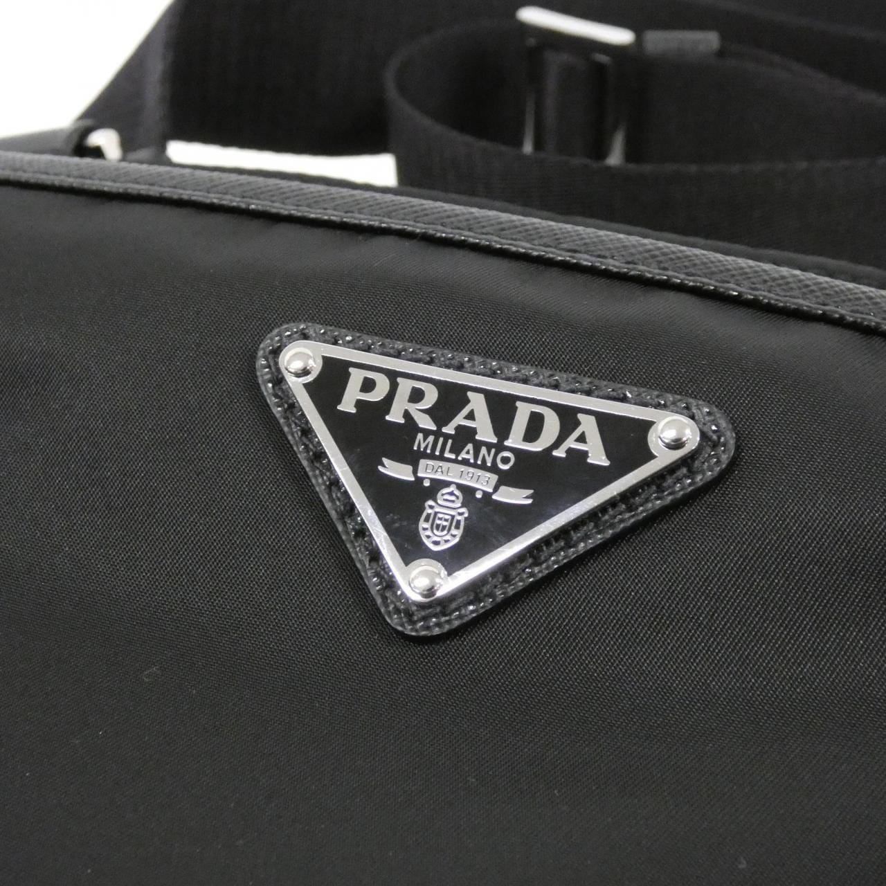 プラダ 2VH118 ショルダーバッグ