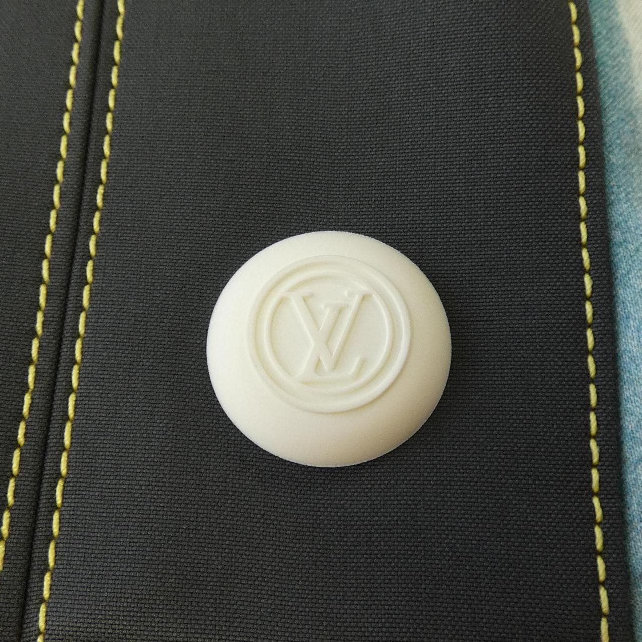 ルイヴィトン LOUIS VUITTON FKPO69EE4 ショートパンツ