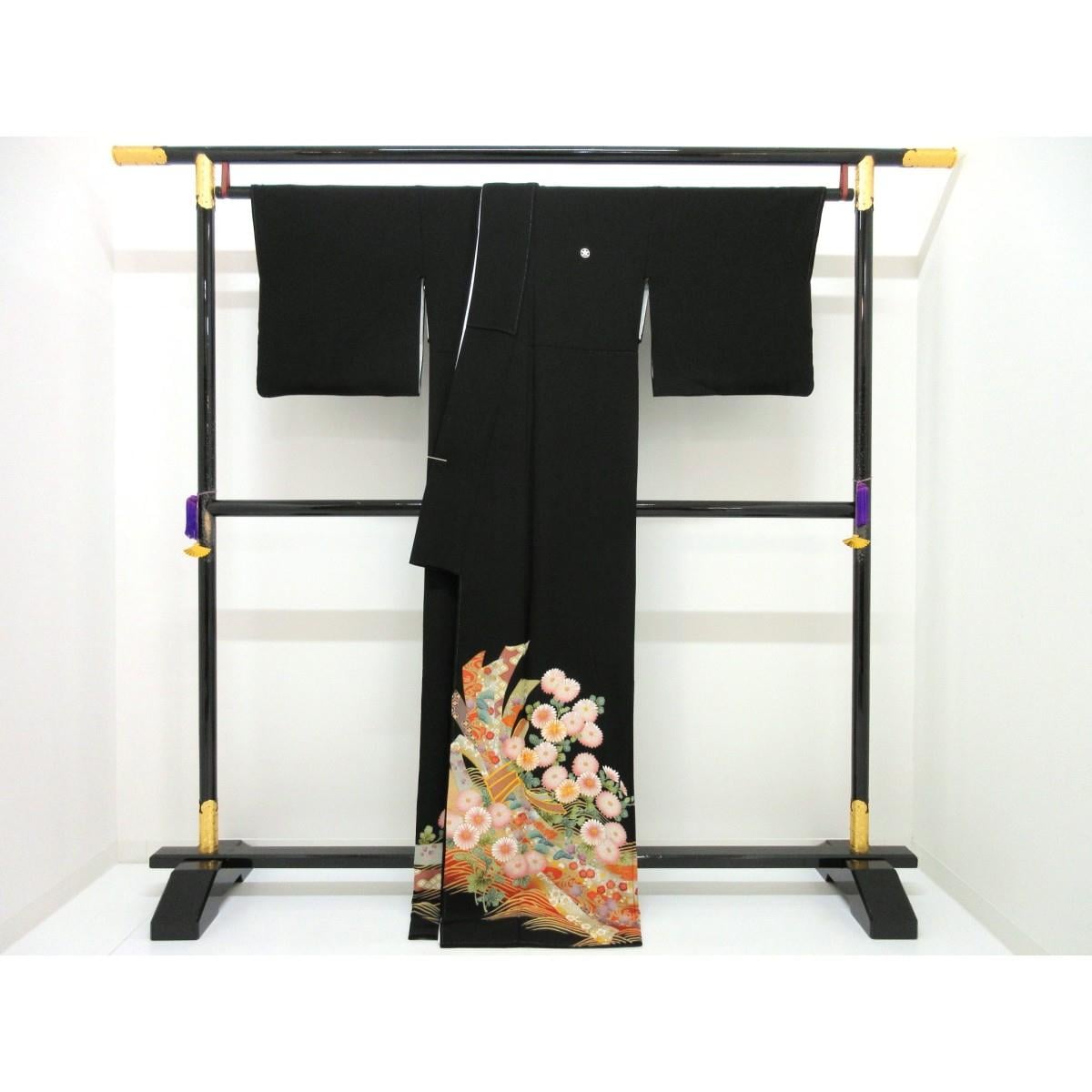 留袖　友禅金彩加工　刺繍入り　丸に橘