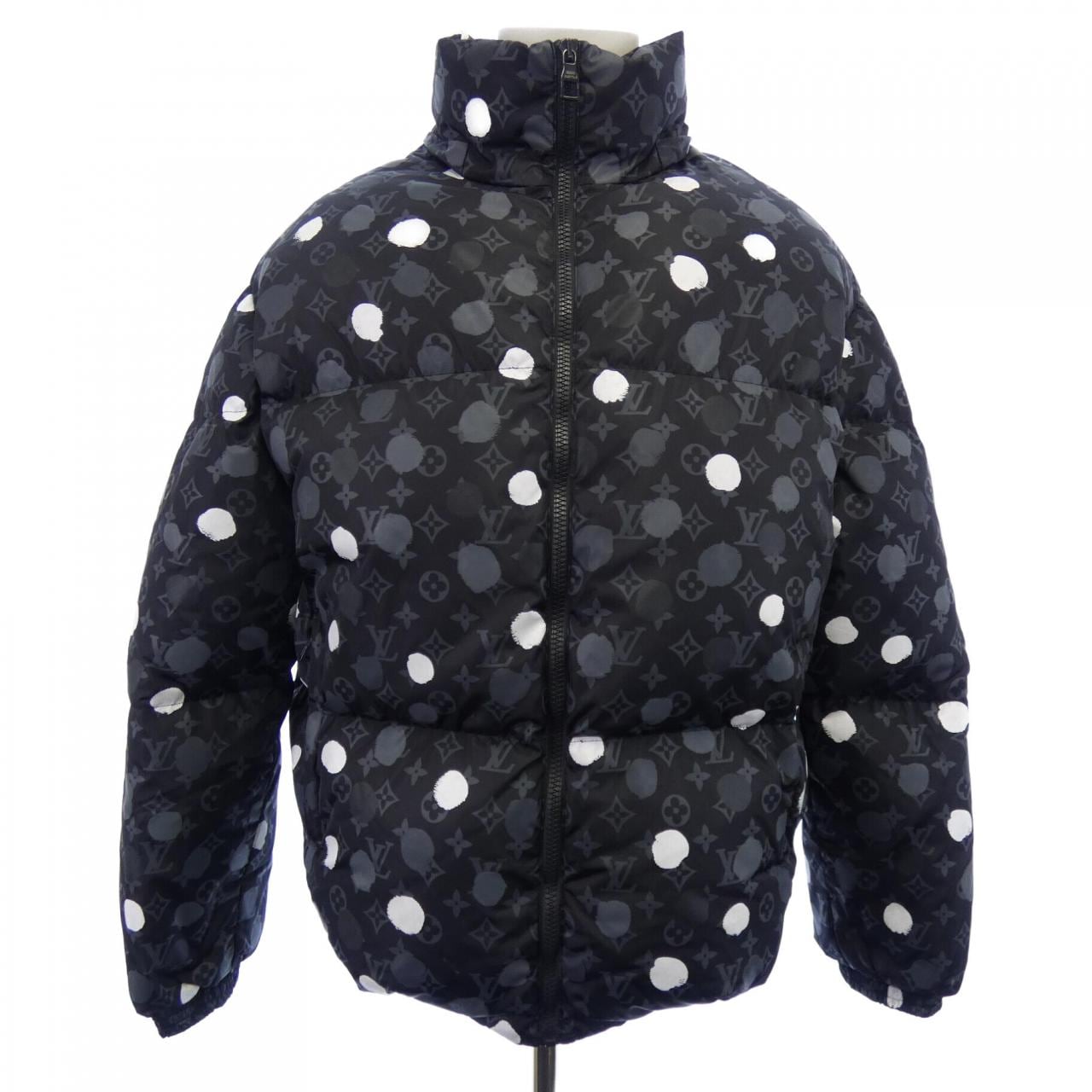 ルイヴィトン LOUIS VUITTON LV×YKモノグラムペインティッドドット HOB31EV33 草間彌生 ダウンジャケット