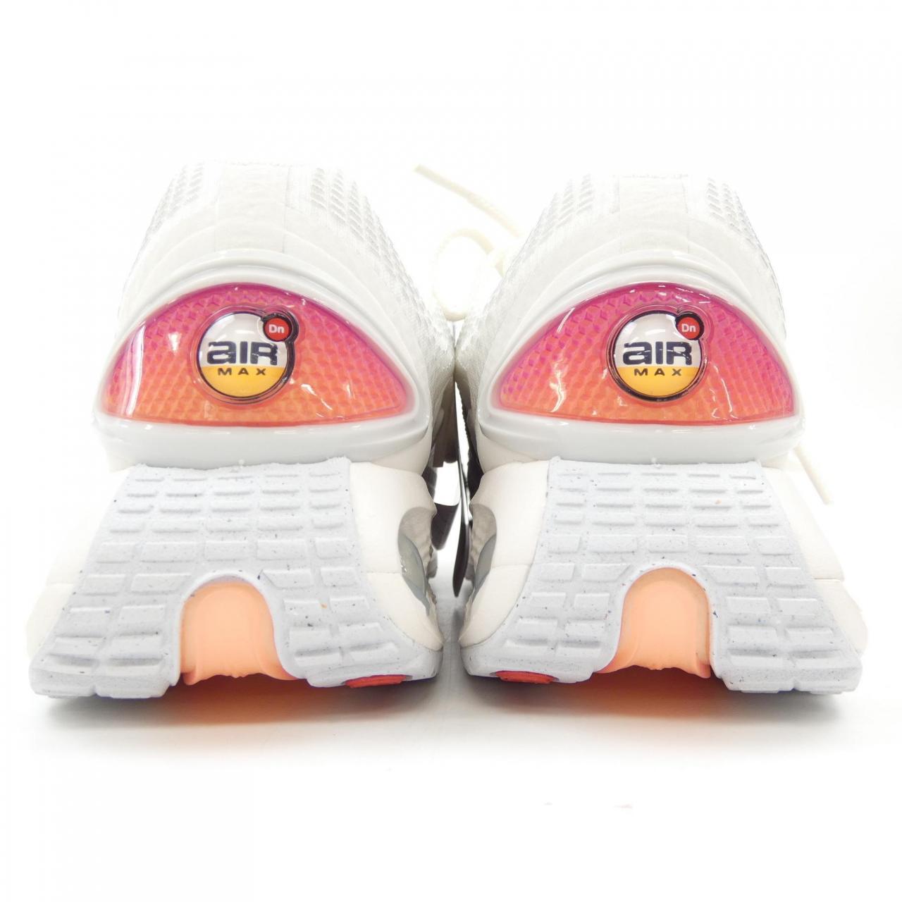 ナイキ NIKE スニーカー